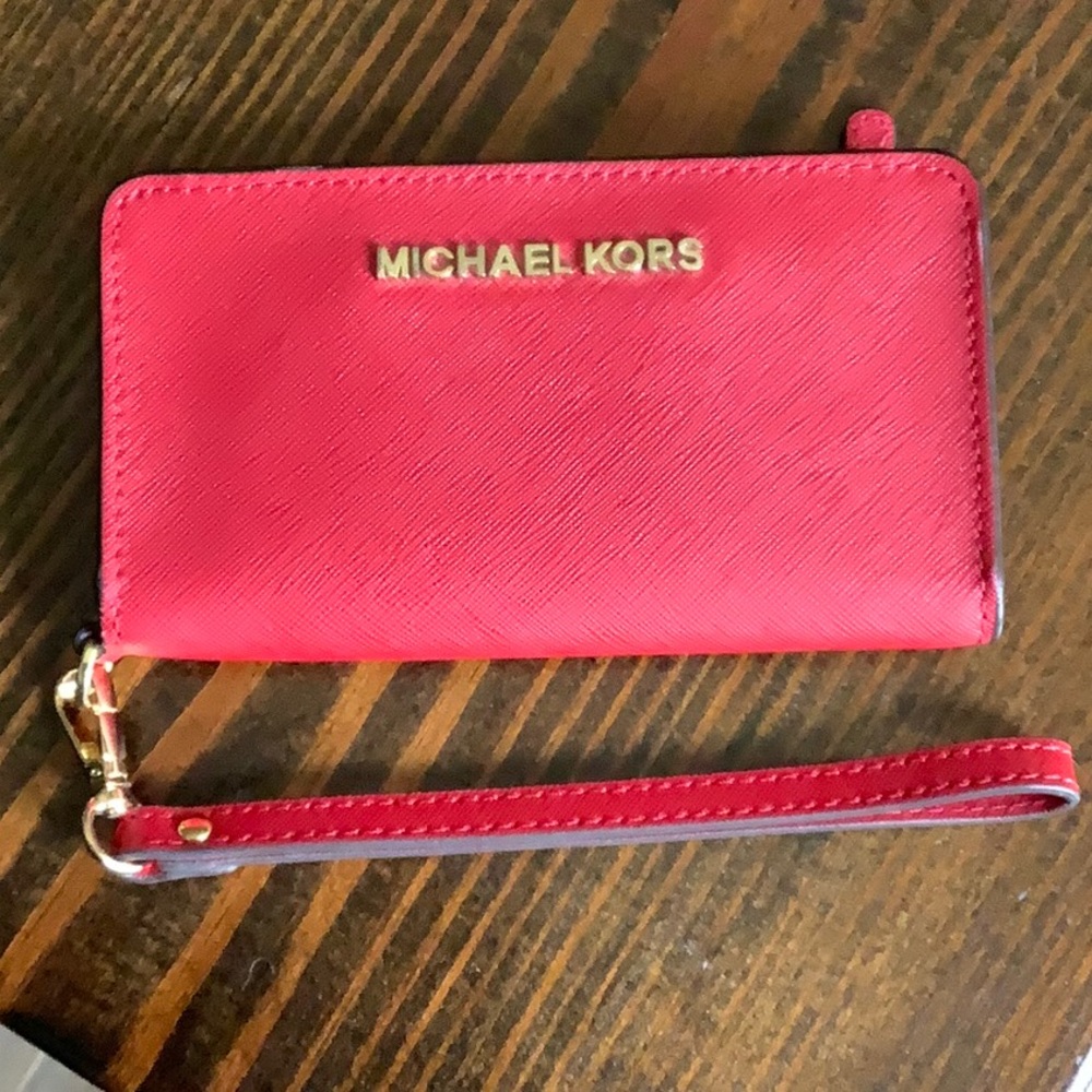 Michael Kors Scarlet Wristlet with Strap RED WALLET Gently Used LIKE NEW
